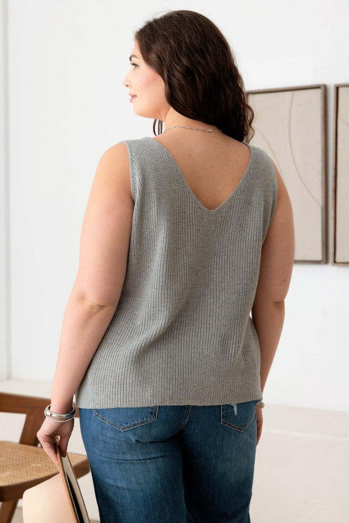 Plus Size Sleeveless V-Neck Sweater Top *New Import*